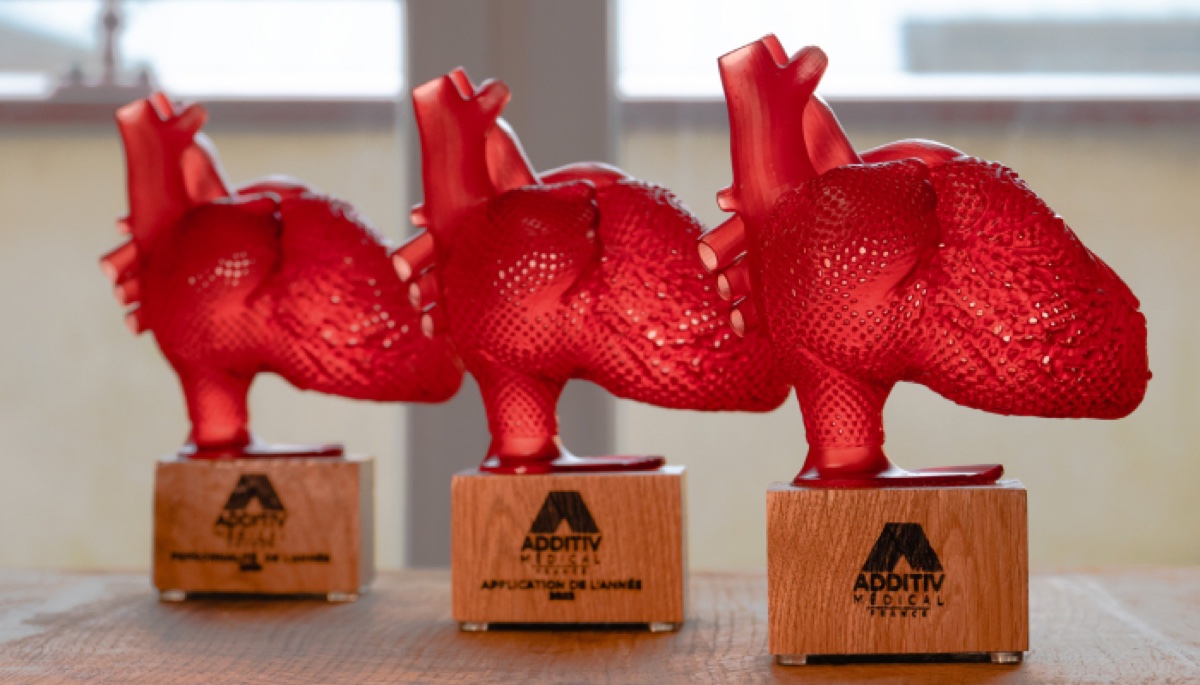 Trophées cœurs en résine rouge imprimés en 3D pour ADDITIV Médical
